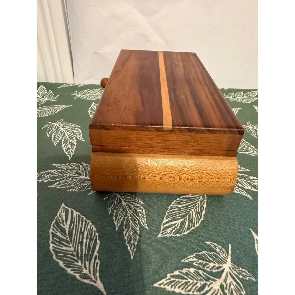 Handcrafted Mixed Wood Trinket Box Inlay Hinged Keepsake Jewelry Chest Brown MCM